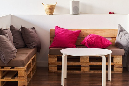 Диван из поддонов: как сделать своими руками, 51 вдохновляющее фото и видео