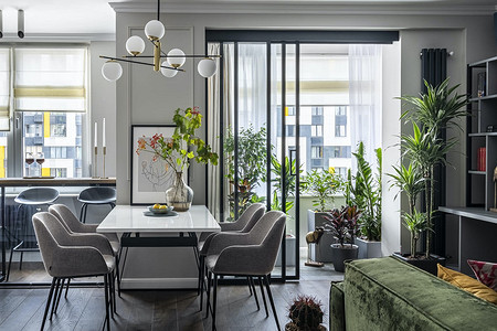 Просторная квартира с зимним садом и функциональными решениями в московской новостройке 