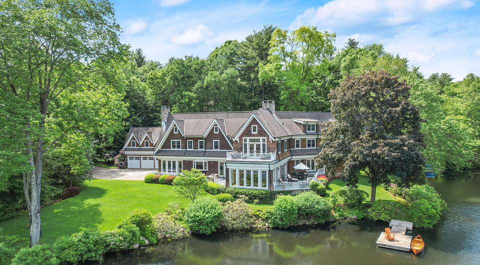 В США продается поместье, в котором снималась комедия «Большая свадьба» с Робертом Де Ниро