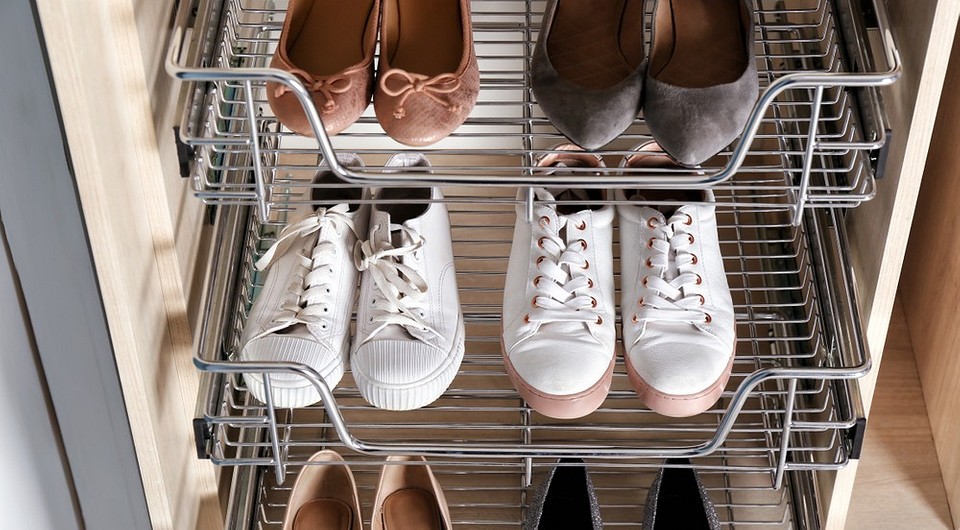8 аксессуаров, с помощью которых удобно хранить обувь | ivd.ru