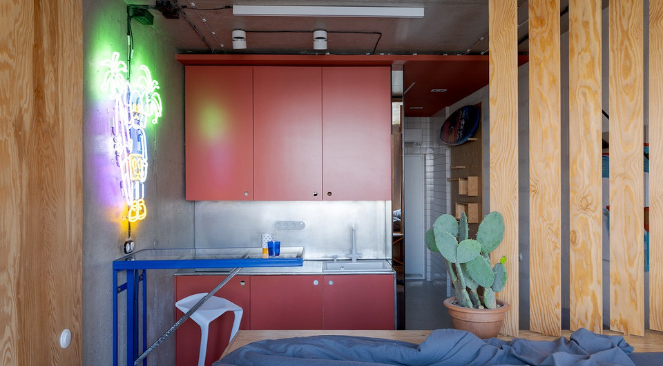 Как сделать антивандальный и стильный интерьер: пример студии 25 кв. м, которая принадлежит дизайнеру