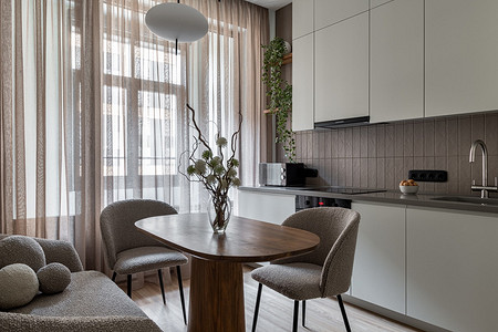 Как выглядит мягкий минимализм: уютная квартира 45 кв. м в новостройке для молодой пары