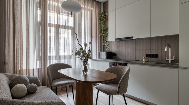 Как выглядит мягкий минимализм: уютная квартира 45 кв. м в новостройке для молодой пары