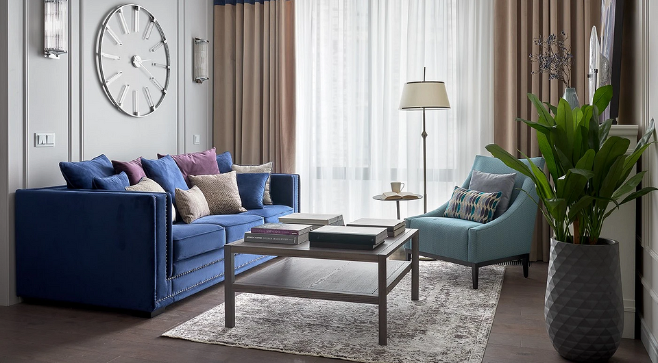 Синий диван в интерьере: 105 фотоидей, с чем сочетать