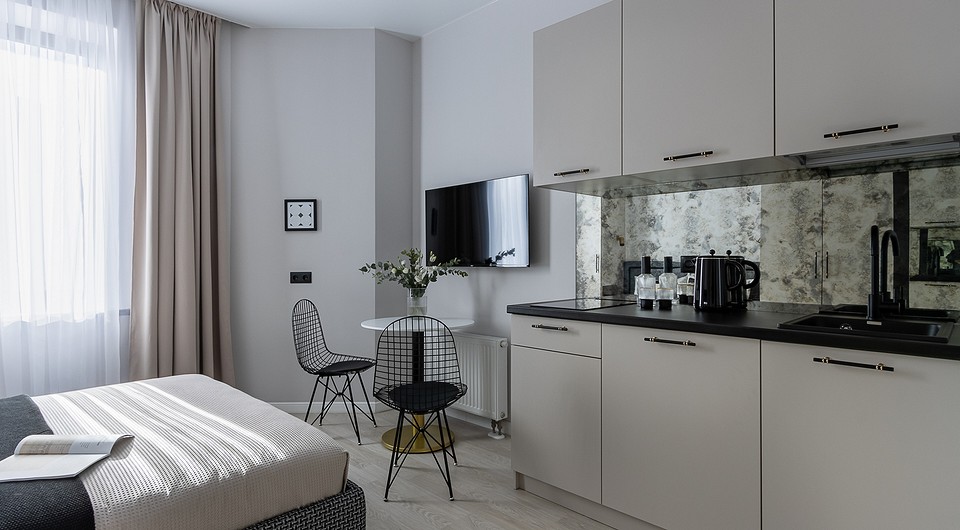 Здесь всего 17 кв. м! Студия, где уместили все и создали классный интерьер 