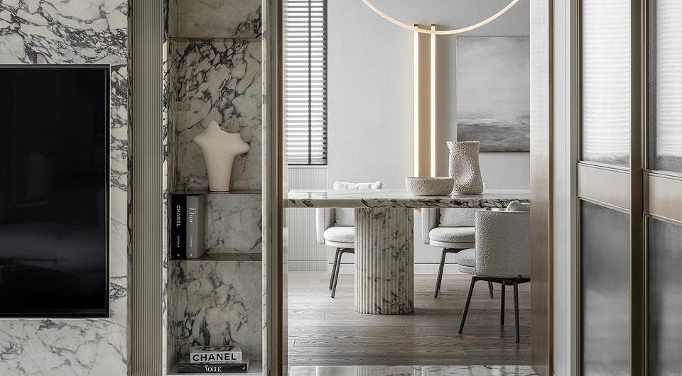 Мрамор в интерьере: правила использования, идеи для разных комнат и 103 стильных фото