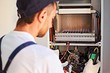Почему тухнет газовая колонка: 7 причин
