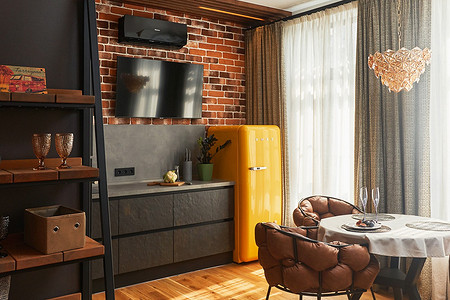 Уютная квартира 48 кв. м в стиле лофт для мамы и дочки