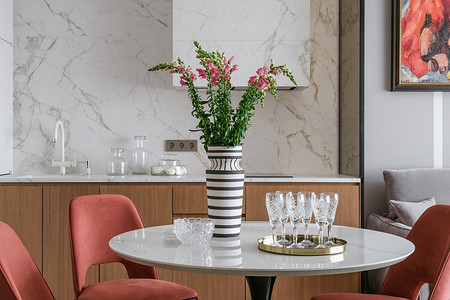 Интерьер в подарок маме: квартира 53 кв. м в Старой Москве