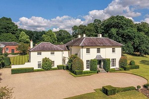 В Англии продается поместье, в котором жила и творила Джейн Остин