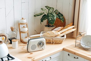 6 быстрых способов сделать кухню в съемной квартире уютнее