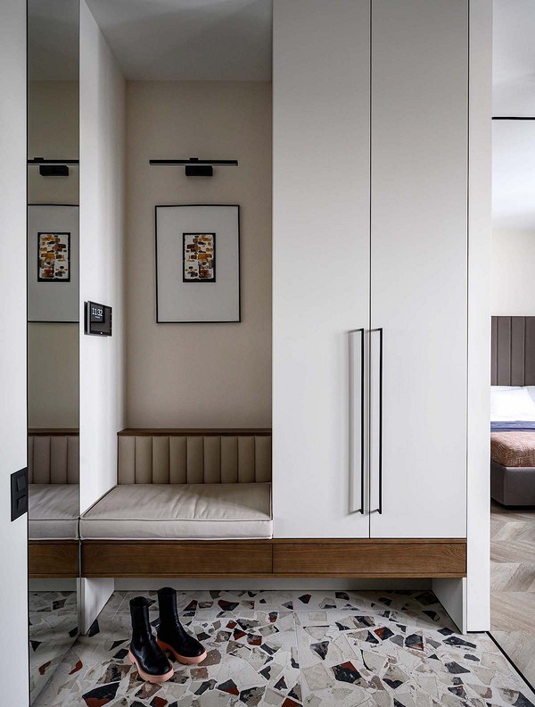 Как в однокомнатной квартире 36 кв. м выделить спальню, кухню-гостиную и гардеробную? Реальный пример интерьера 