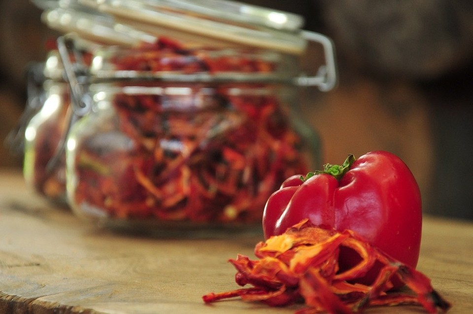 Как правильно хранить перец: срок годности и способы сохранения в домашних условиях | Советы по хранению болгарских и острых перцев в холодильнике