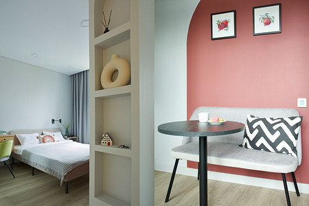 Притворяется однушкой: квартира 25 кв. м, где смогли разместить все