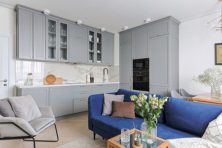 Интерьер надолго: светлая квартира 81 кв. м со сложной планировкой, из которой выжали максимум