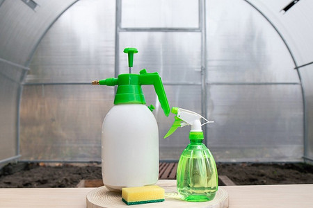 Что сделать в теплице осенью? 6 обязательных шагов по подготовке к зиме