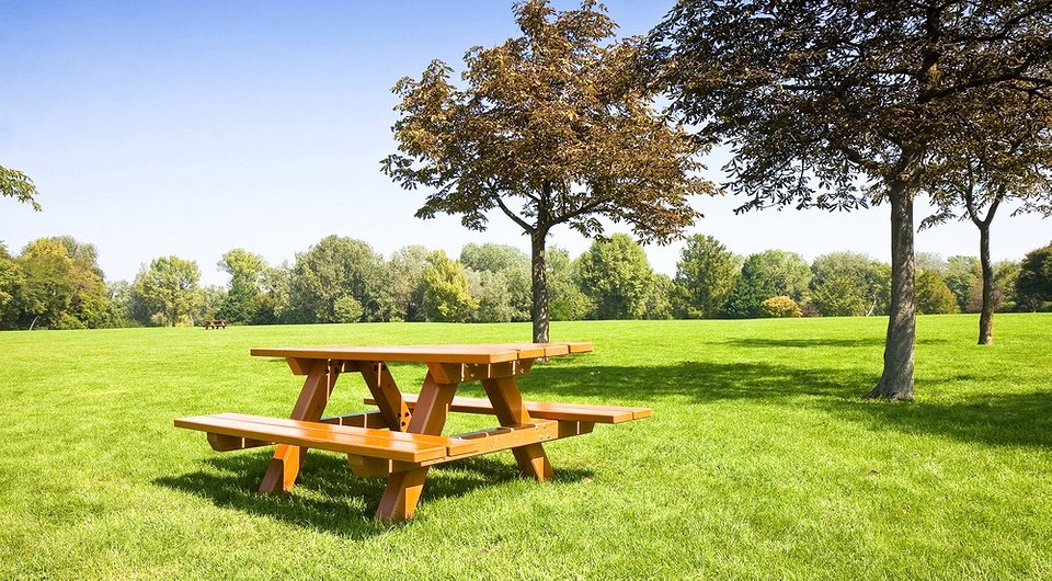 Как своими руками сделать стол из досок: 4 модели с чертежами, общие правила