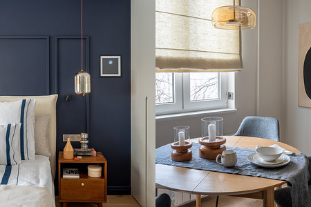 Как дизайнер преобразила устаревшую квартиру 77 кв. м с интерьером 1990-х? Эффектное до и после в панельке для пары молодых врачей 