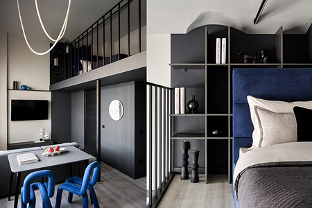 Два этажа на 42 кв. м: как дизайнеру удалось уместить все? Кухня 3 квадрата и спальня на антресоли