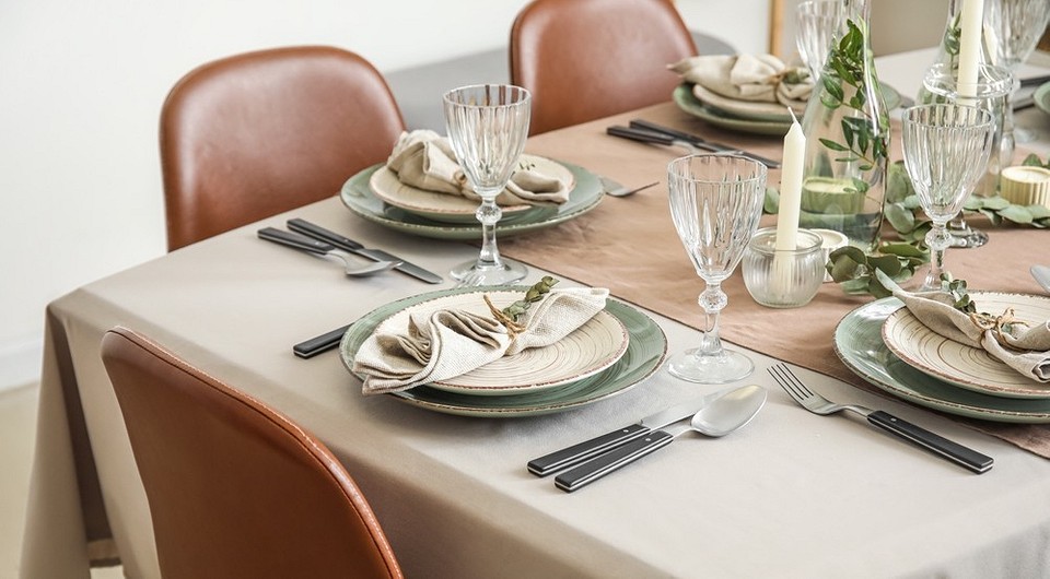Сервировка стола по этикету: правила для завтрака, обеда и ужина (62 фото)