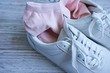 Как убрать запах из кроссовок: 9 эффективных способов