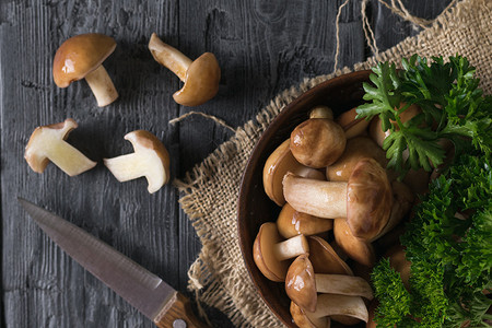 Как чистить маслята: 6 методов от грибников