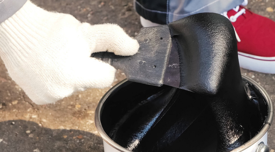 Чем отмыть битум: выбор средств и очистка с разных поверхностей Чем отмыть битум: выбор средств и очистка с разных поверхностей