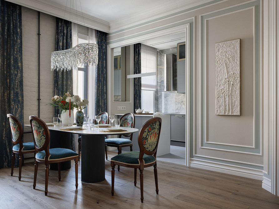 С любовью к родному городу: великолепный интерьер квартиры 98 кв. м в доме 1900 года 