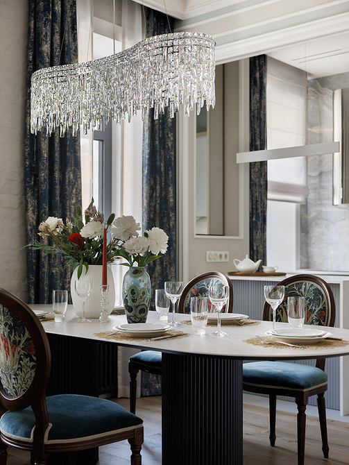 С любовью к родному городу: великолепный интерьер квартиры 98 кв. м в доме 1900 года 