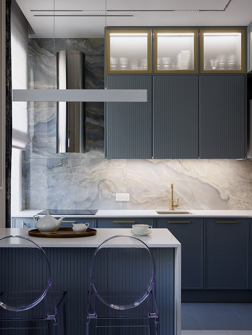 С любовью к родному городу: великолепный интерьер квартиры 98 кв. м в доме 1900 года 