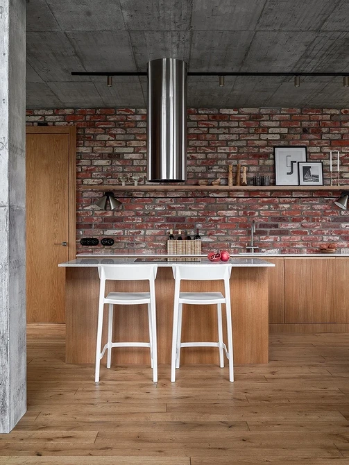 Кирпичная стена в интерьере: варианты применения, подходящие стили и 63 фото