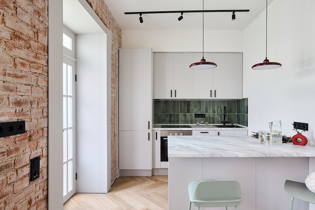 Кирпичная стена в интерьере: варианты применения, подходящие стили и 63 фото