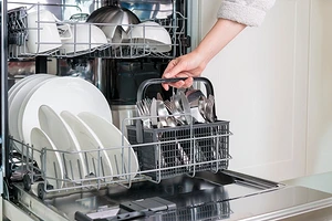 Посудомойка гудит: в чем причина и как решить проблему