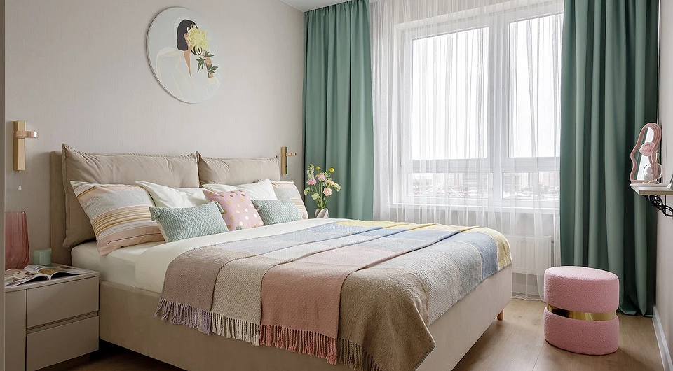 Шторы в спальню-2026: трендовые идеи, модные цвета и советы по выбору ткани (78 фото)