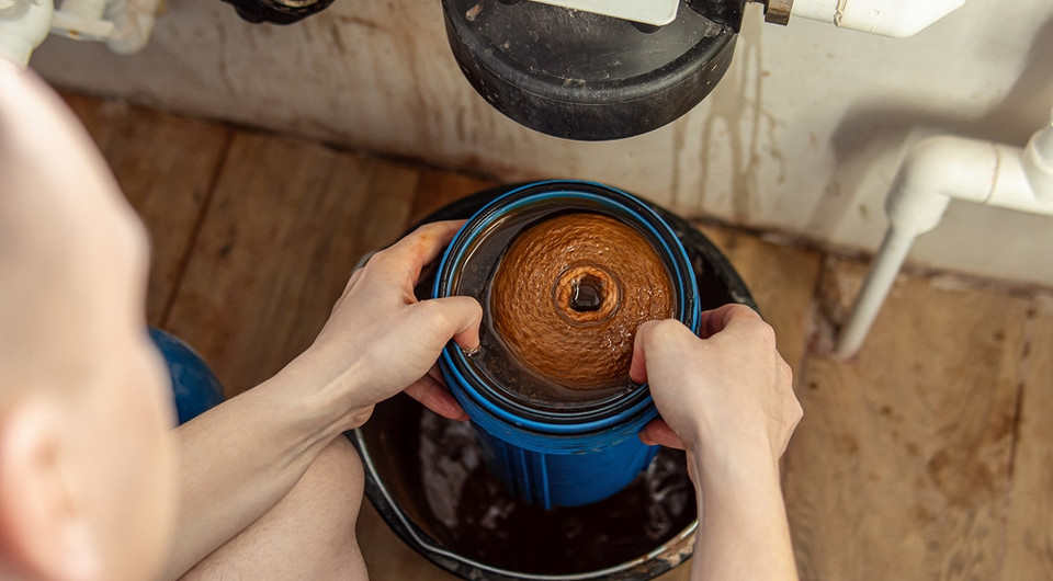 Как почистить фильтр грубой очистки для воды: инструкции для косых и колбовых моделей