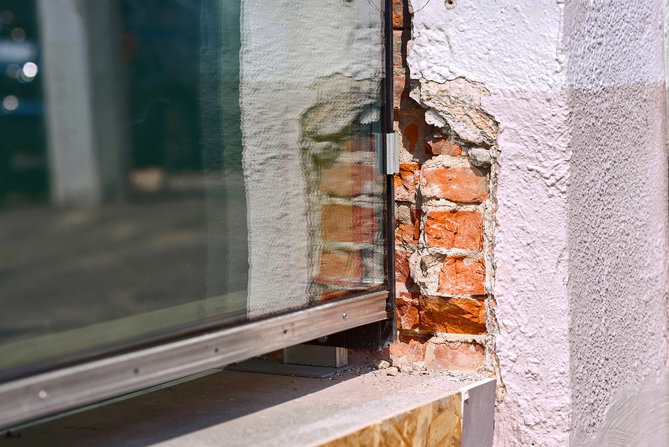 Как штукатурить откосы на окнах: пошаговая инструкция