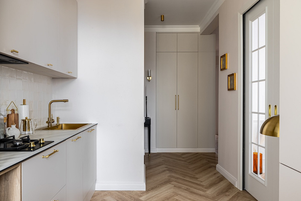 Это фантастика! Переделали двушку 50 кв. м в сталинке в центре Москвы (фото до и после вас удивят)