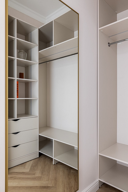 Это фантастика! Переделали двушку 50 кв. м в сталинке в центре Москвы (фото до и после вас удивят)