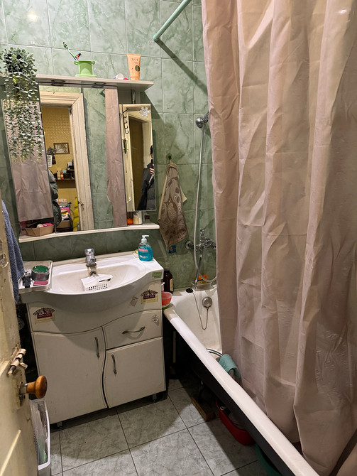 Это фантастика! Переделали двушку 50 кв. м в сталинке в центре Москвы (фото до и после вас удивят)