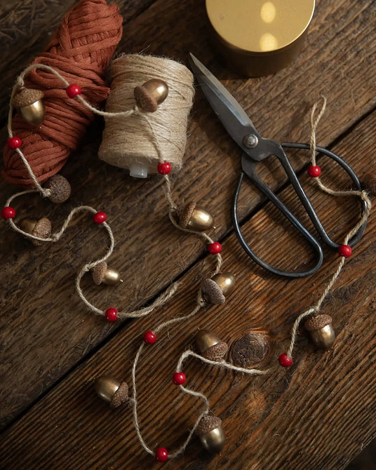 Новогодняя гирлянда своими руками: из чего и как ее сделать, идеи, фото и инструкции