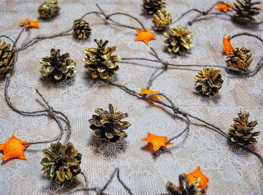 Новогодняя гирлянда своими руками: из чего и как ее сделать, идеи, фото и инструкции