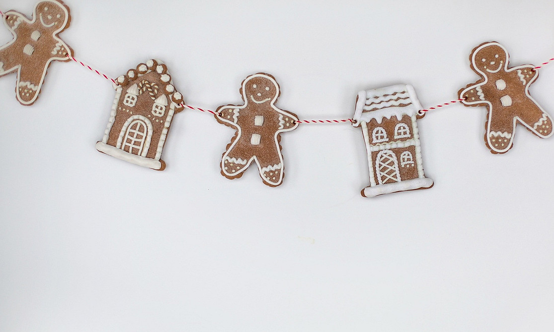 Новогодняя гирлянда своими руками: из чего и как ее сделать, идеи, фото и инструкции