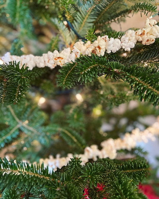 Новогодняя гирлянда своими руками: из чего и как ее сделать, идеи, фото и инструкции