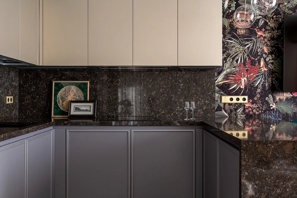 Обои на кухню-2026: подходящие материалы и цвета, тренды нового сезона (63 фото)