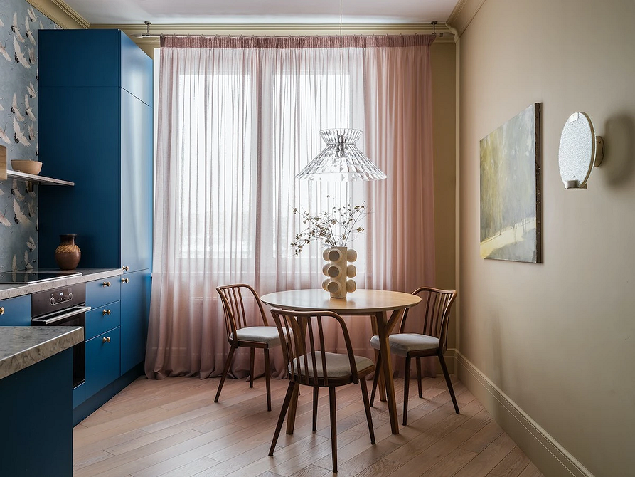 Обои на кухню-2026: подходящие материалы и цвета, тренды нового сезона (63 фото)