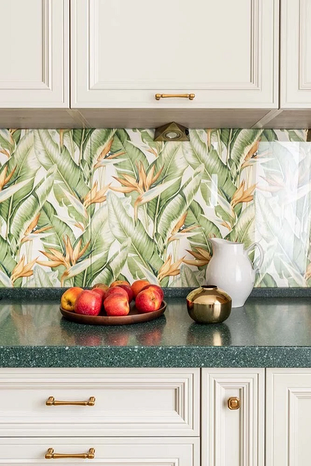 Обои на кухню-2026: подходящие материалы и цвета, тренды нового сезона (63 фото)