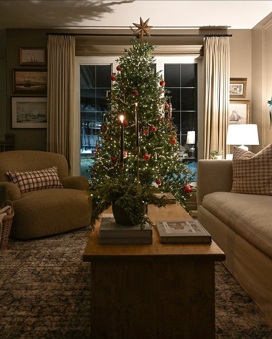 Как украсить квартиру и дом на Новый год 2026: красивые идеи и 67 фото