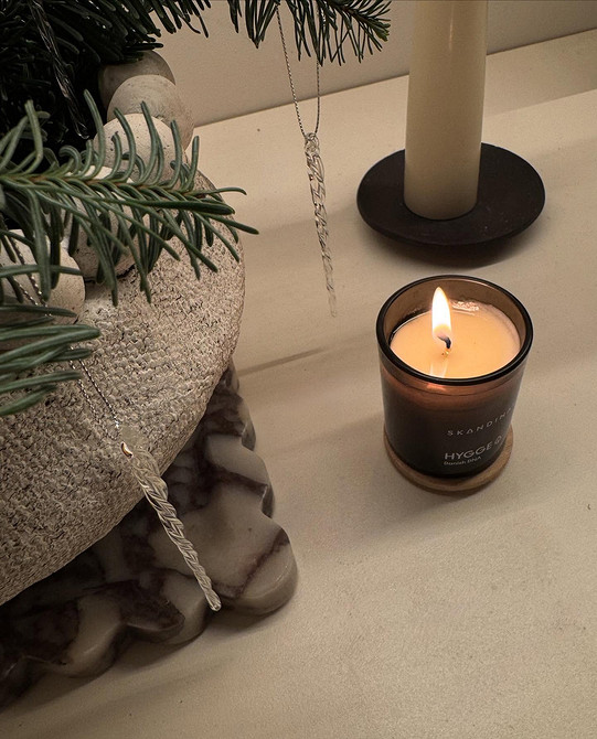 Как украсить квартиру и дом на Новый год 2026: красивые идеи и 67 фото