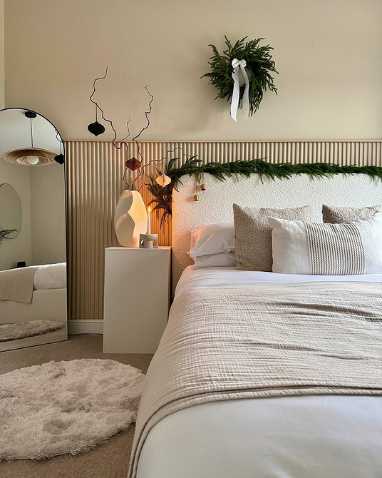 Как украсить квартиру и дом на Новый год 2026: красивые идеи и 67 фото