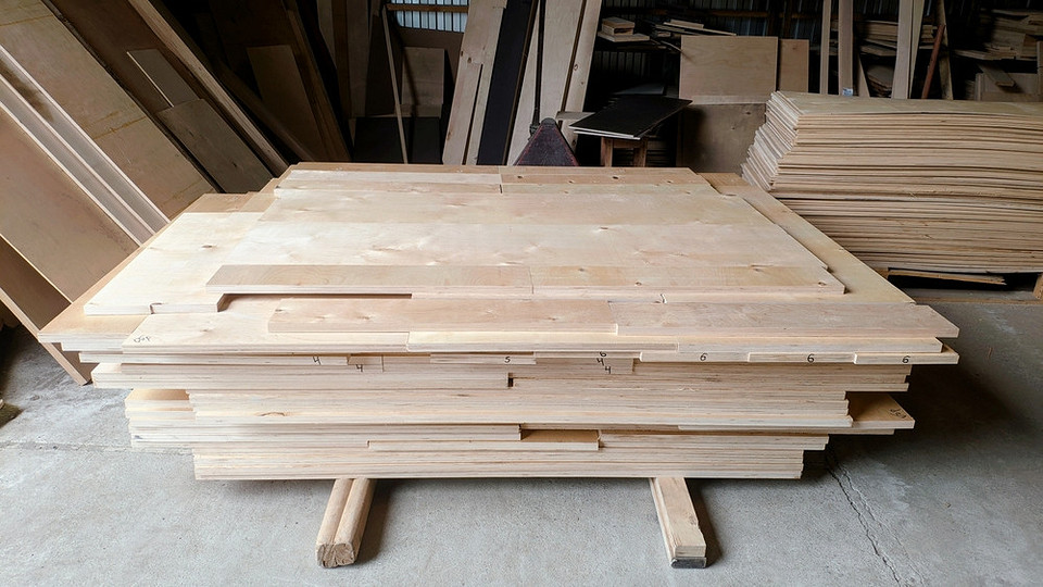 Фанера — размеры и толщина листа: какими бывают эти параметры